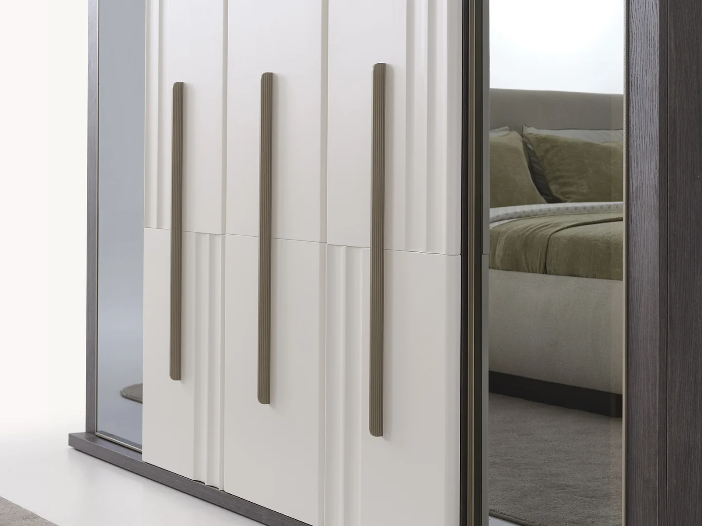 Zenith 5 Kapılı Dolap